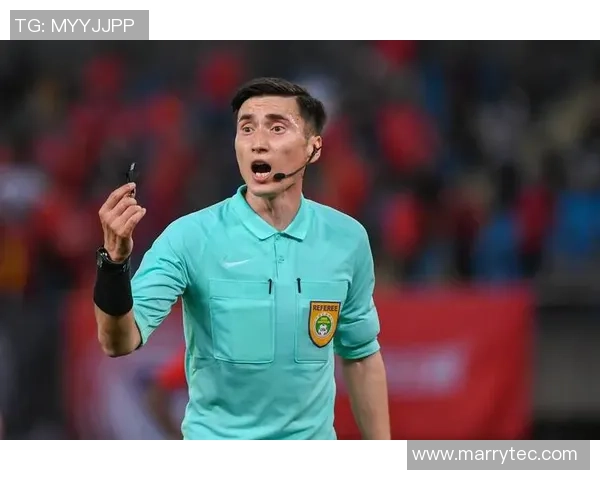 13号足球明星现役球员的辉煌成就与未来展望分析