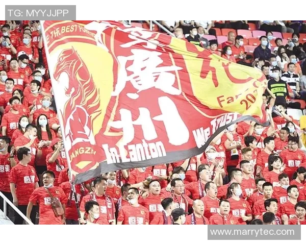 广州网球队实力引发热议球迷对选手表现和训练方式展开激烈讨论