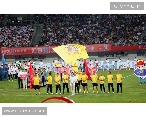 成都足球队以52分领跑全国锦标赛积分榜展现强劲实力