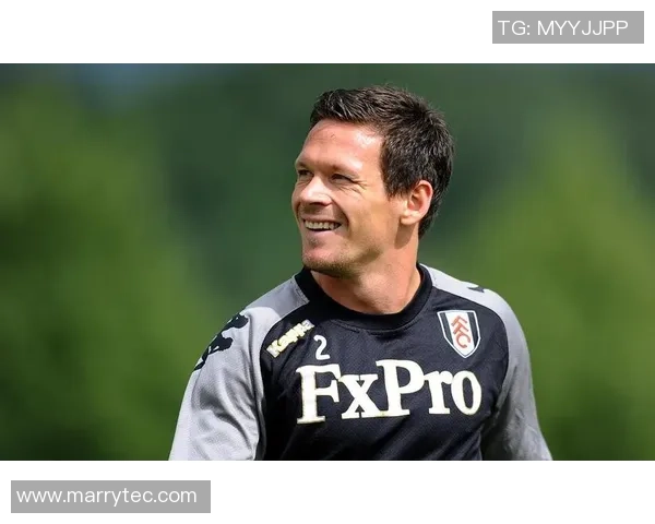 13号足球明星前锋的传奇之路与辉煌成就揭秘